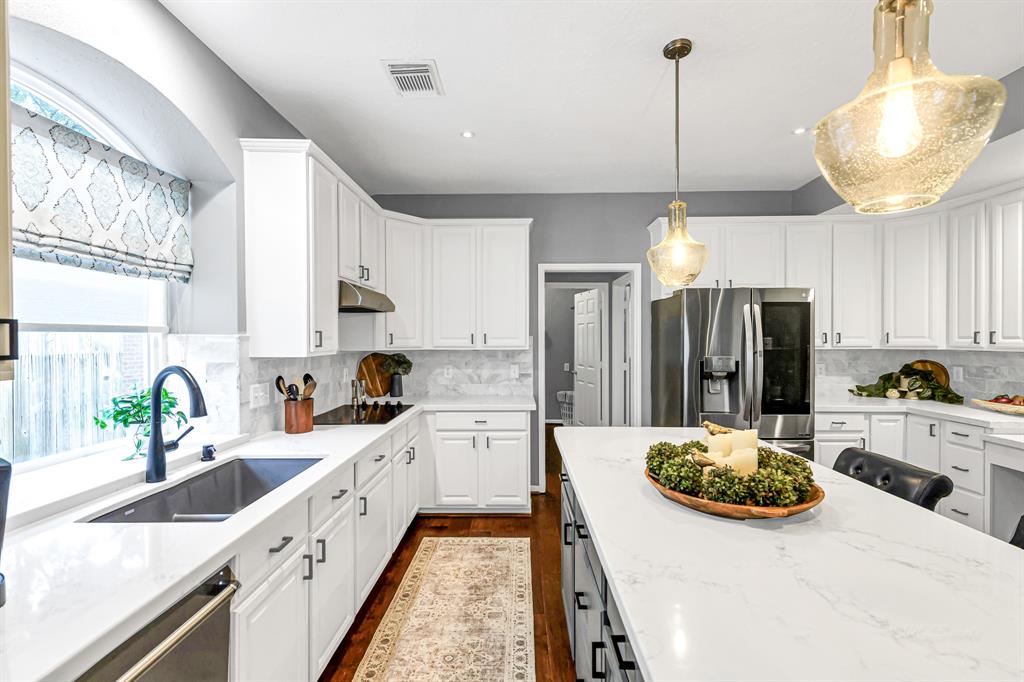 926 Burchton Drive, Sugar Land, Texas image 20