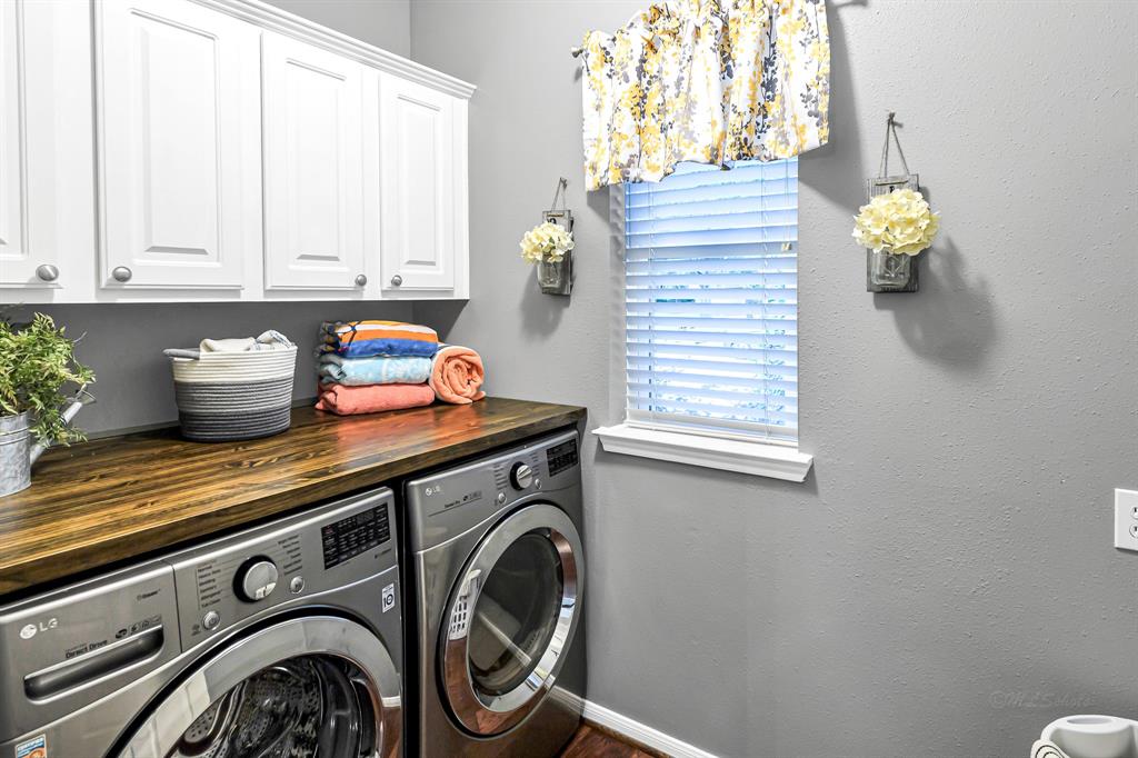 926 Burchton Drive, Sugar Land, Texas image 24