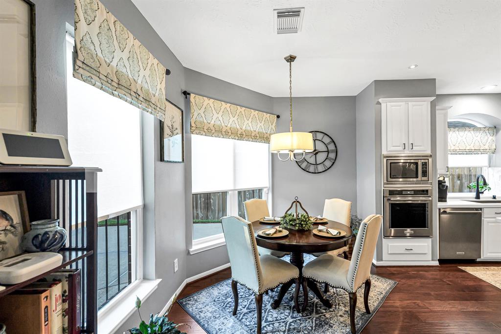 926 Burchton Drive, Sugar Land, Texas image 17
