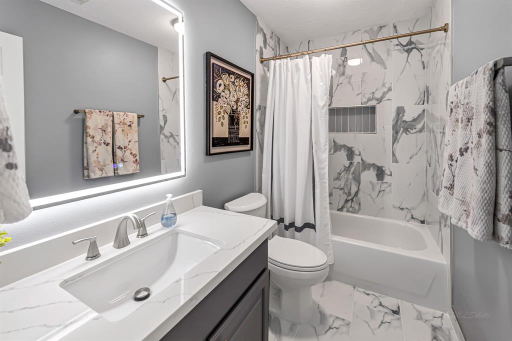 926 Burchton Drive, Sugar Land, Texas image 39