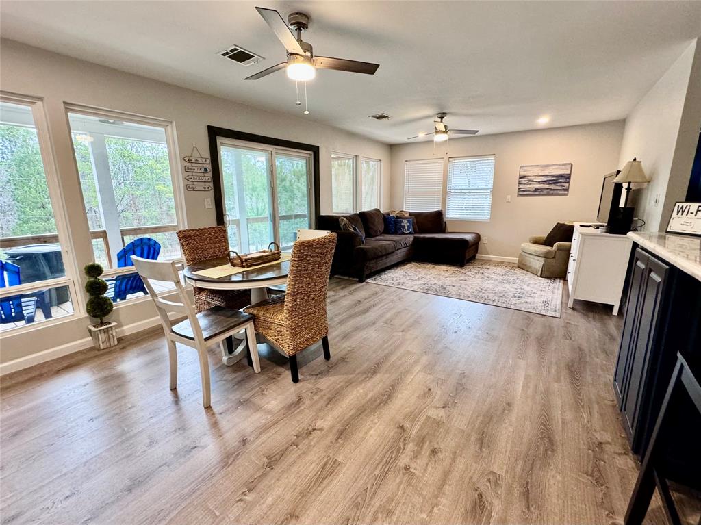 257 Creekside Hbr Hbr, Onalaska, Texas image 3
