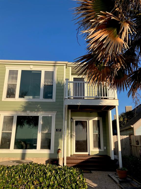 8228 Seawall Boulevard #1, Galveston, Texas image 2