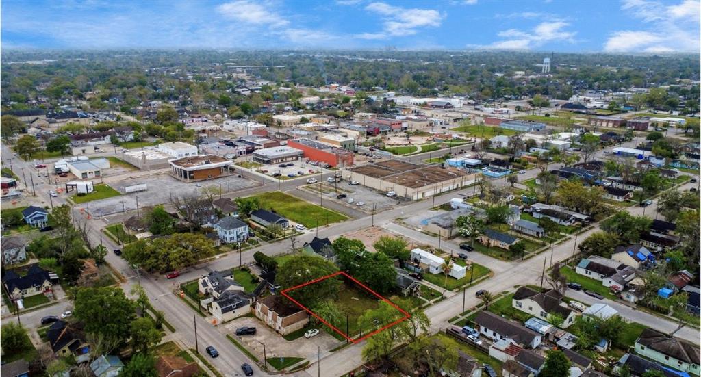 408 W Humble St, Baytown, Texas image 14