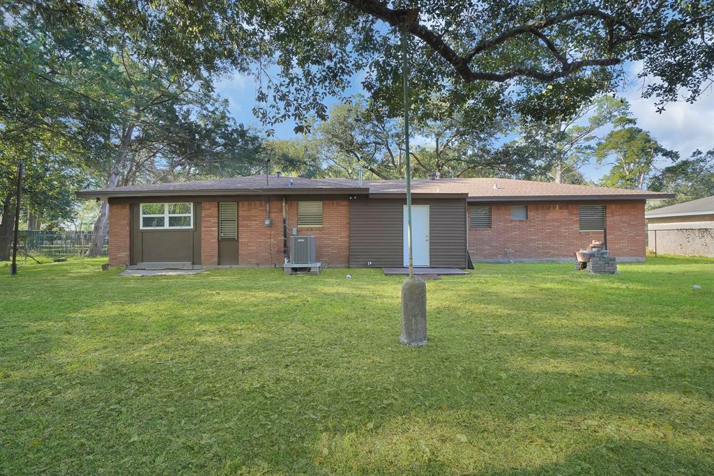 806 Moody Avenue, League City, Texas image 31