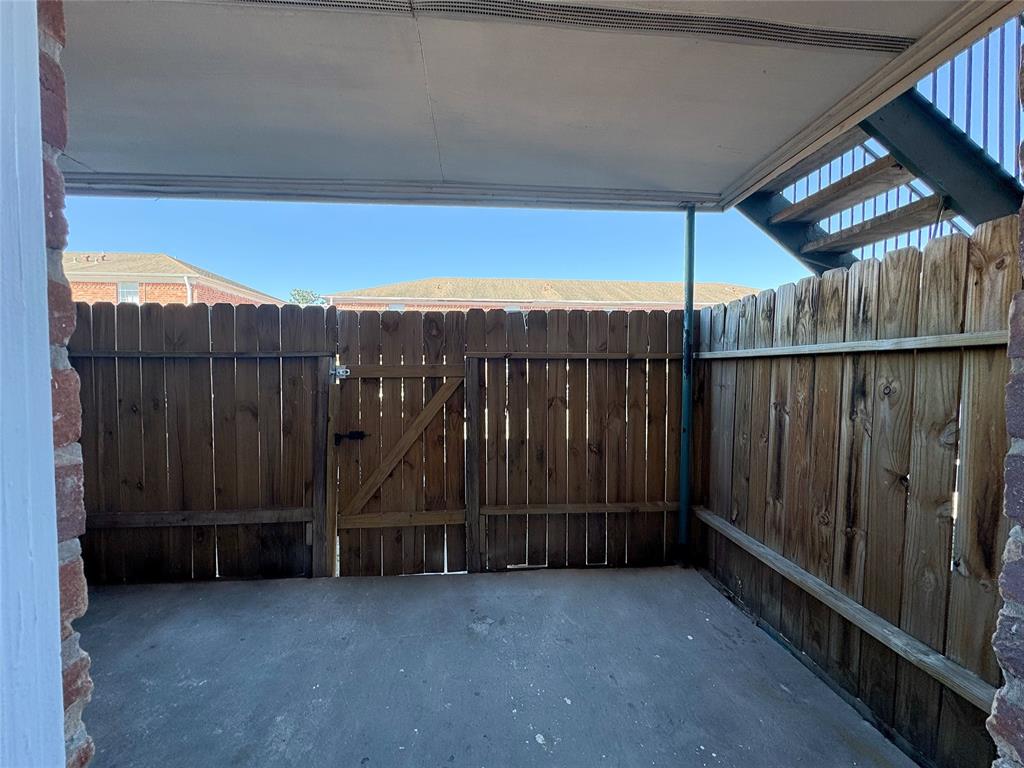 9201 Clarewood Drive #10, Houston, Texas image 20