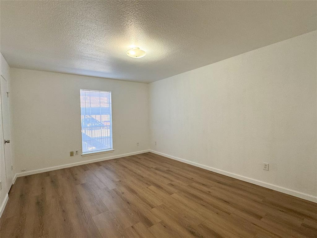 9201 Clarewood Drive #10, Houston, Texas image 11