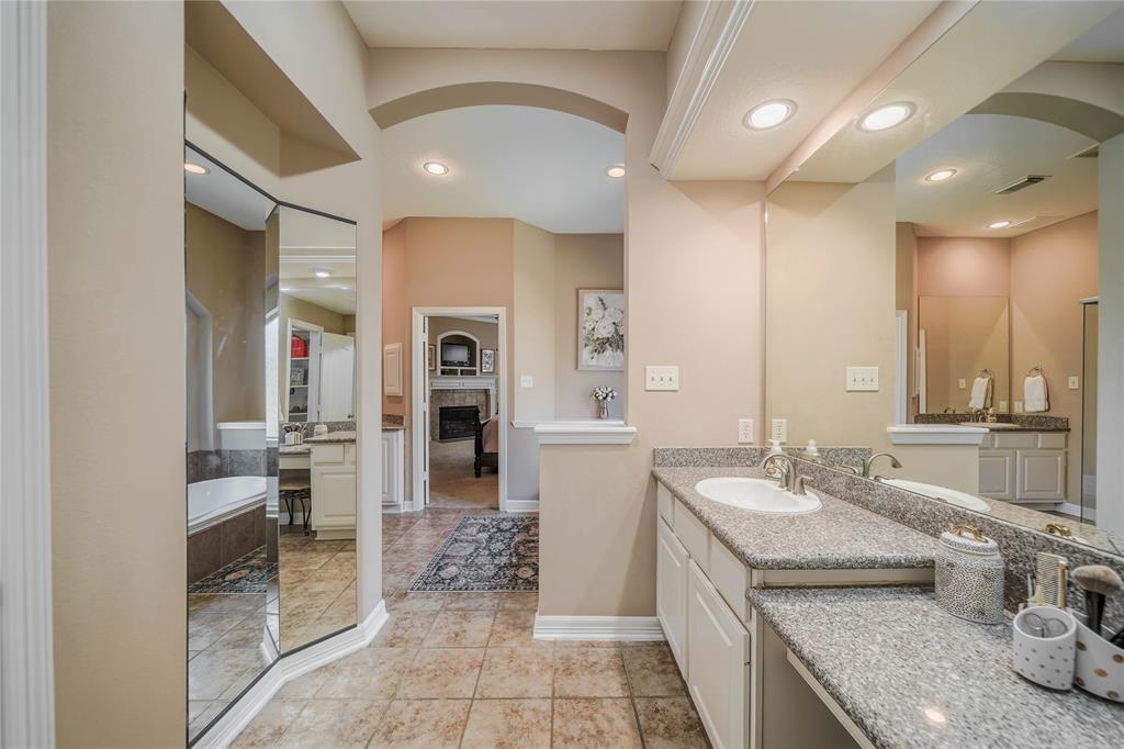 3707 Griffin Lane, Missouri City, Texas image 27