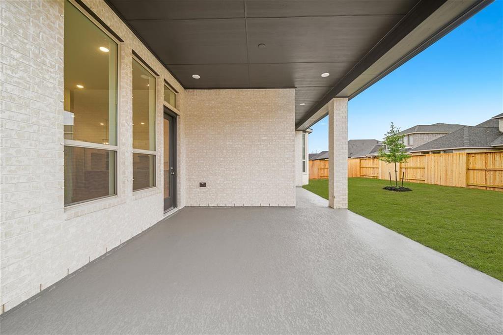 5806 Silver Perch Lane, Manvel, Texas image 25
