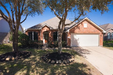 Single Family Residence in Richmond TX 25914 Lakefair Drive.jpg