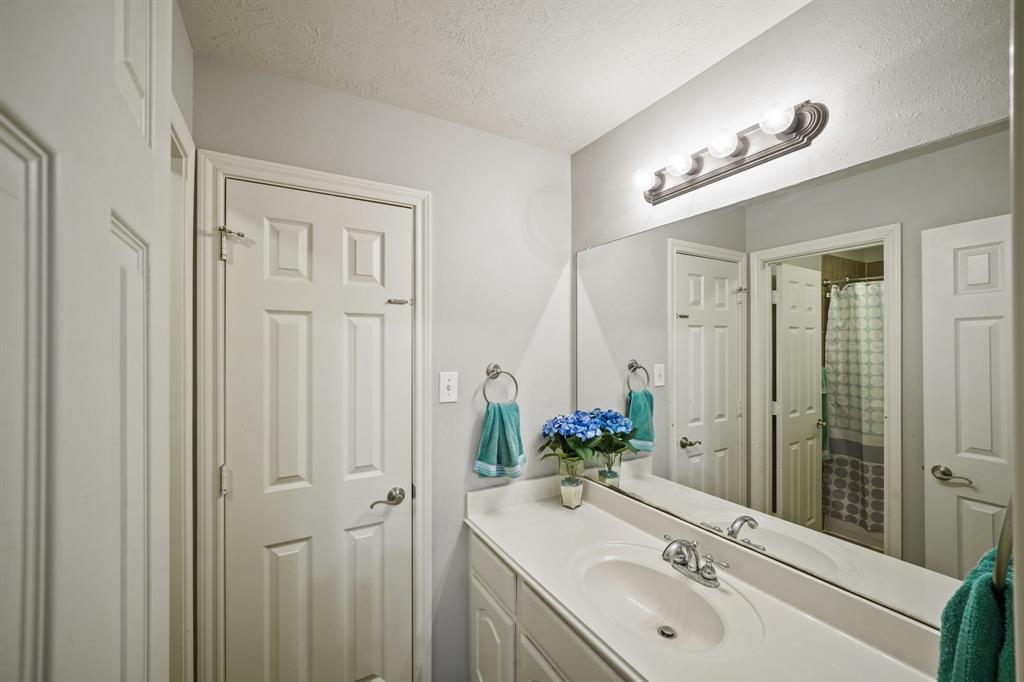 7414 Barton Lake Court, Richmond, Texas image 21