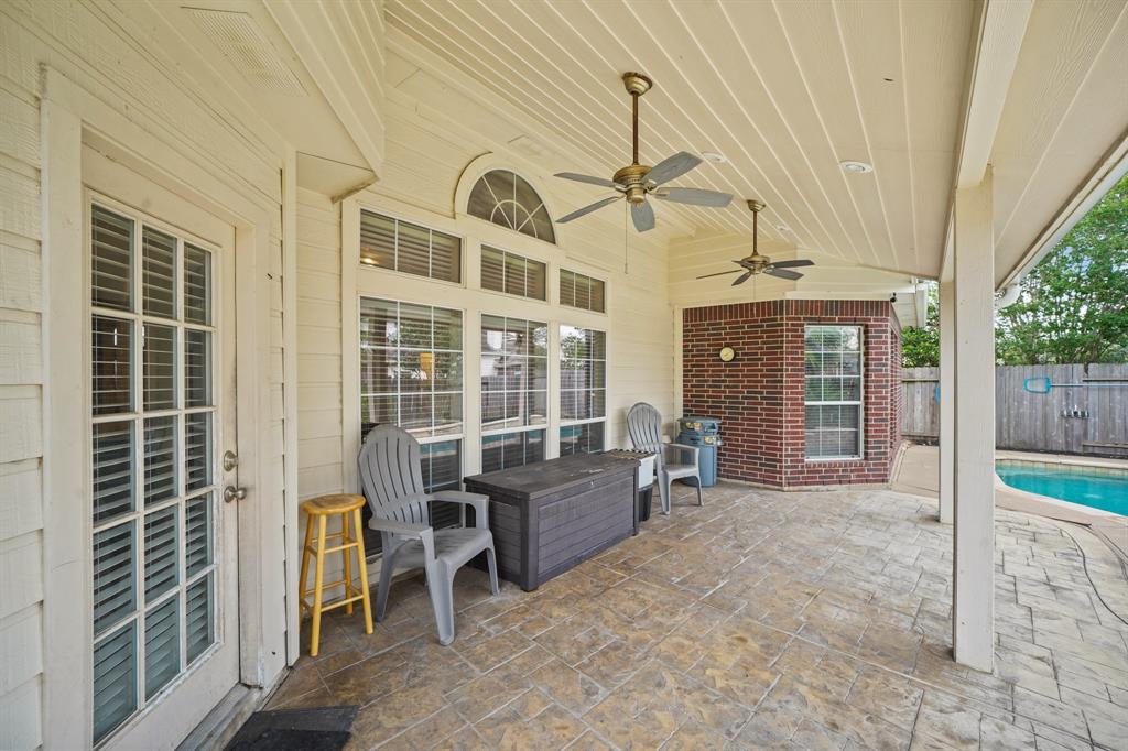 7414 Barton Lake Court, Richmond, Texas image 3