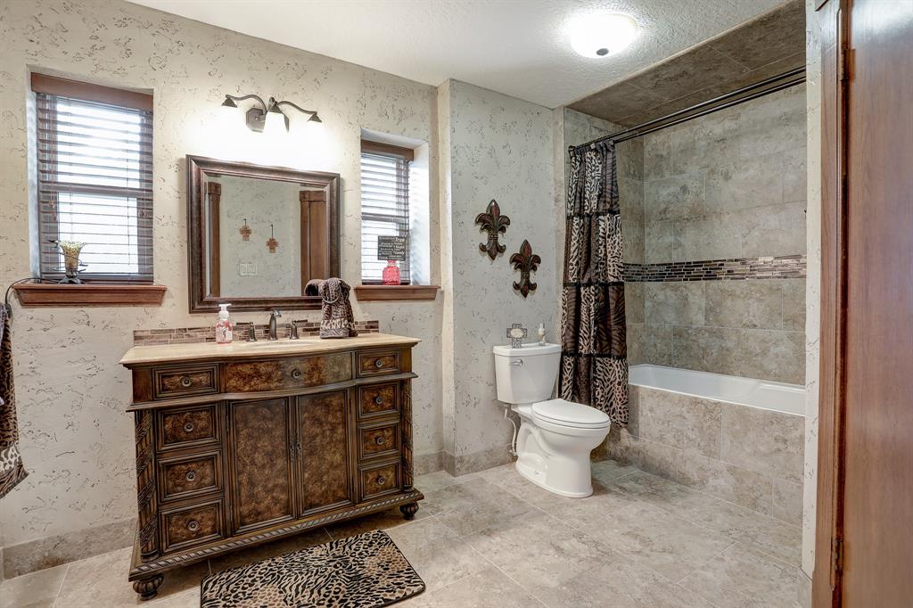 2015 Woody Road, Pearland, Texas image 33