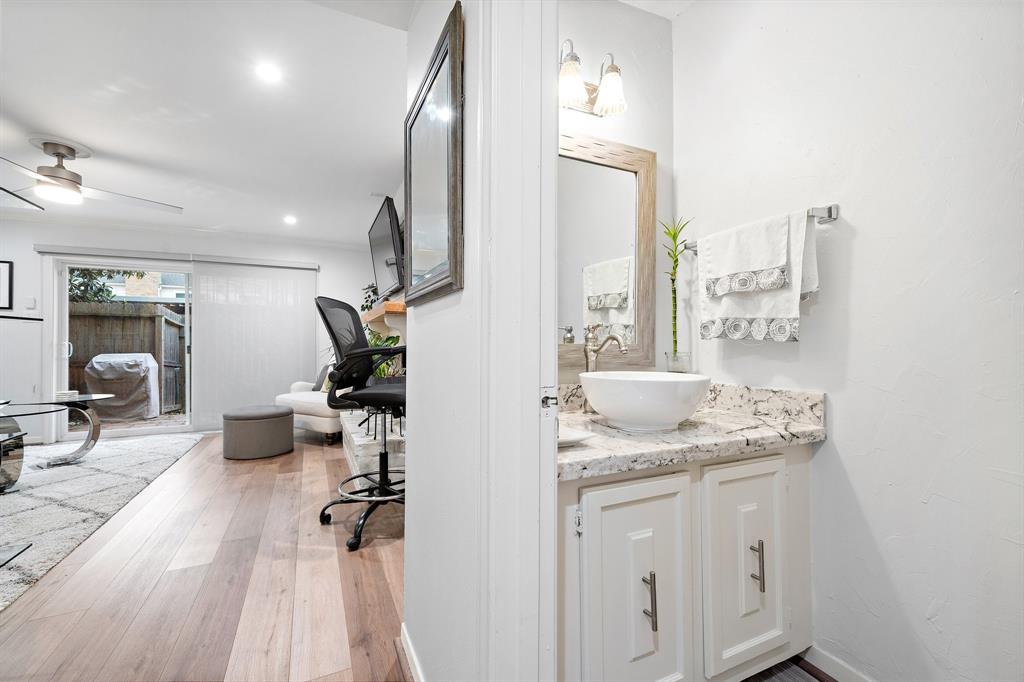 10333 Longmont Drive #35/3, Houston, Texas image 6
