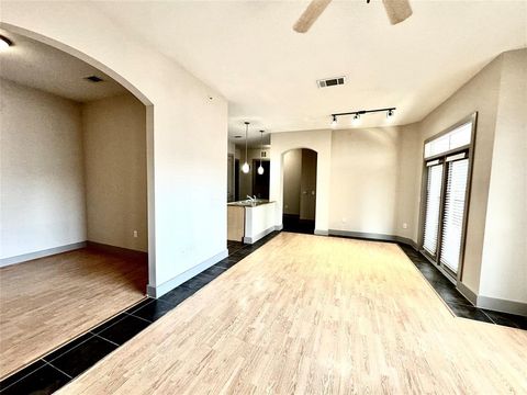 3660 Richmond Avenue 409 Houston TX 77046
