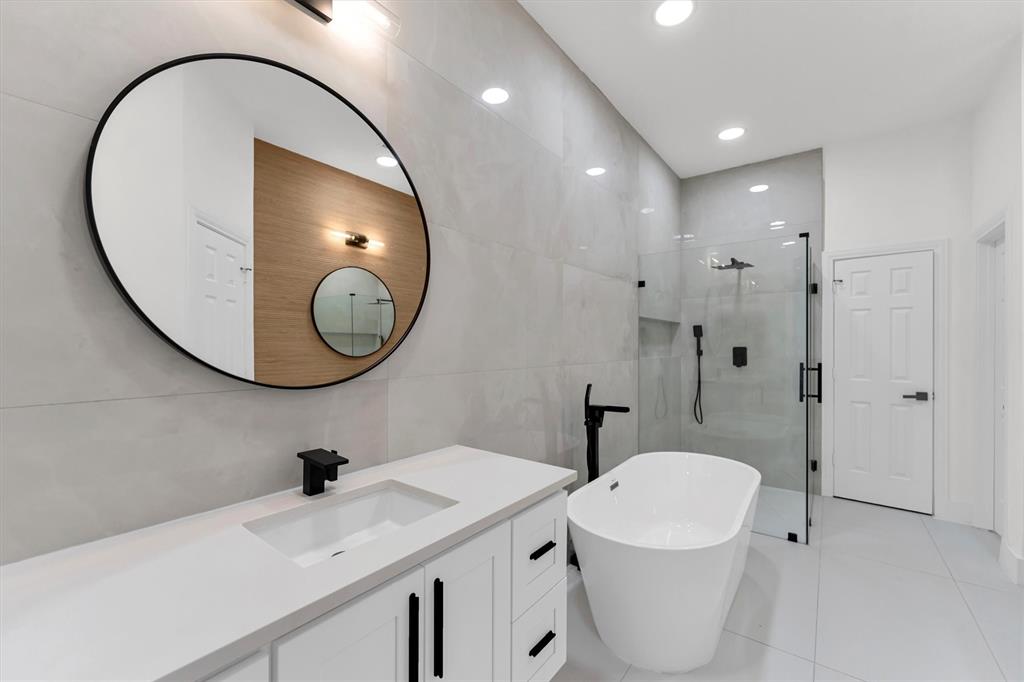 30 E Wedgemere Circle, The Woodlands, Texas image 19