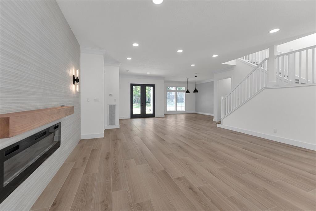 30 E Wedgemere Circle, The Woodlands, Texas image 10