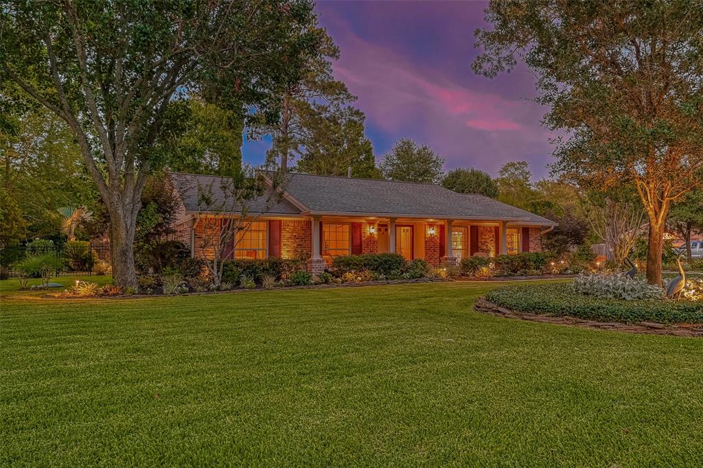 12806 Lakecrest Drive, Cypress, Texas image 2