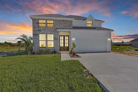 Photo of 825 Road 5501, Cleveland, TX 77327 (MLS # 60855078) Photo of 825 Road 5501, Cleveland, TX 77327 (MLS # 60855078)