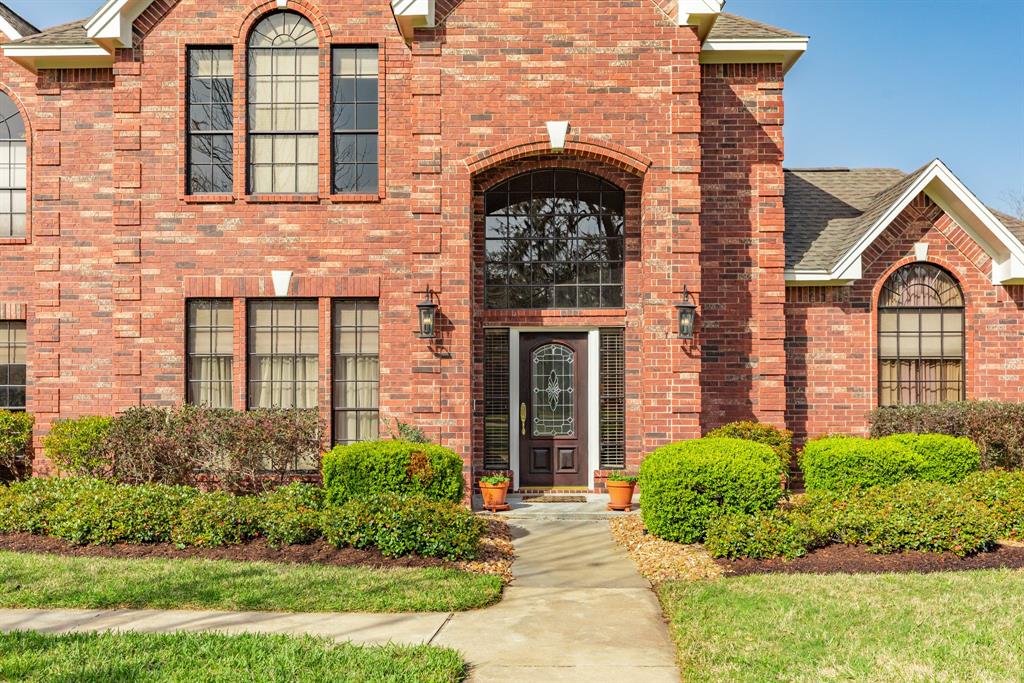 206 Cherrywood Drive, Lake Jackson, Texas image 13