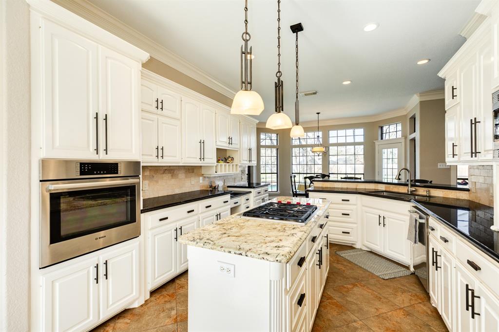 206 Cherrywood Drive, Lake Jackson, Texas image 20