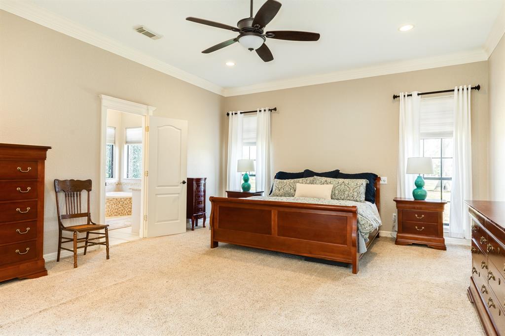 206 Cherrywood Drive, Lake Jackson, Texas image 30