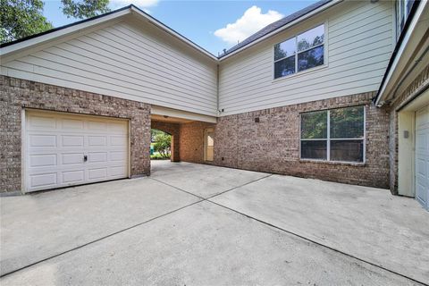 A home in Conroe