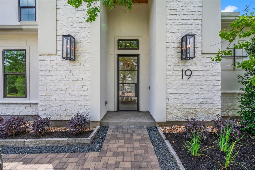 19 Pronghorn Place