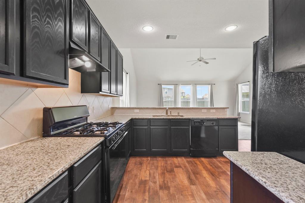 3011 Tandem Court, Rosenberg, Texas image 6