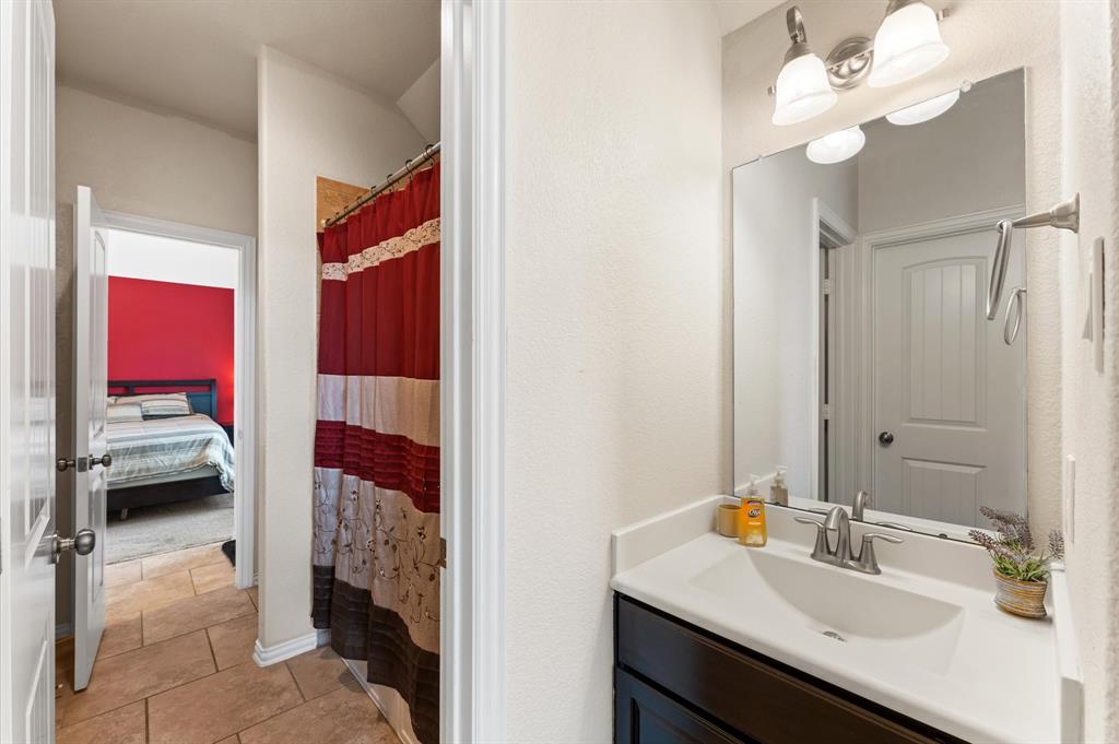 82 S Sawbridge Circle, Spring, Texas image 33
