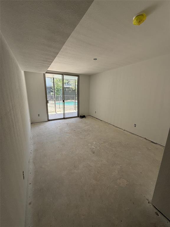 3300 Yorktown Street 3