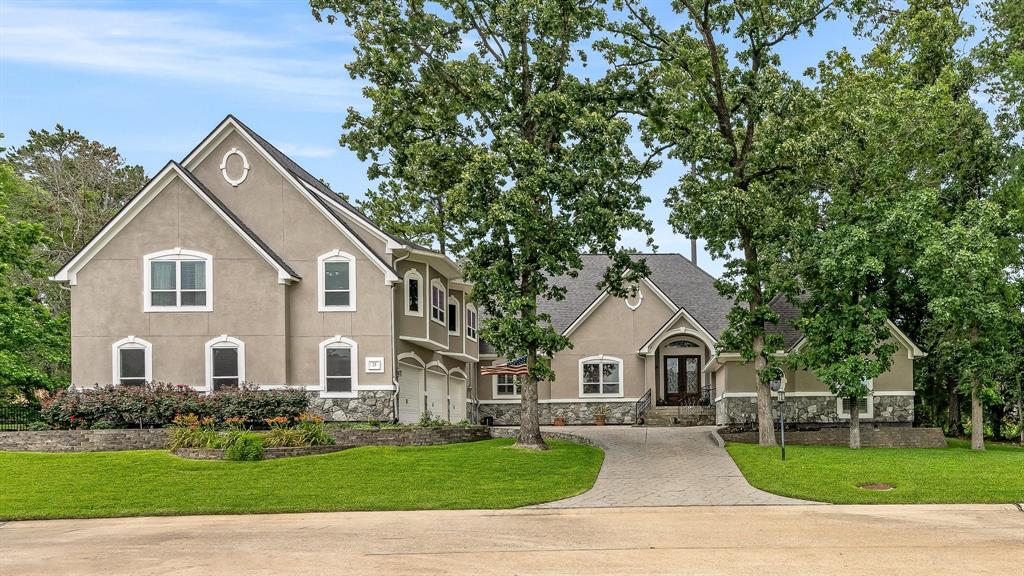 75 Creekwood Drive