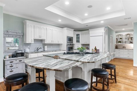 75 Creekwood Drive Montgomery TX 77356