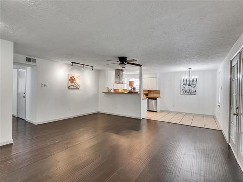 Photo of 5703 Alvarado Drive, Houston, TX 77035 (MLS # 94140083) Photo of 5703 Alvarado Drive, Houston, TX 77035 (MLS # 94140083)