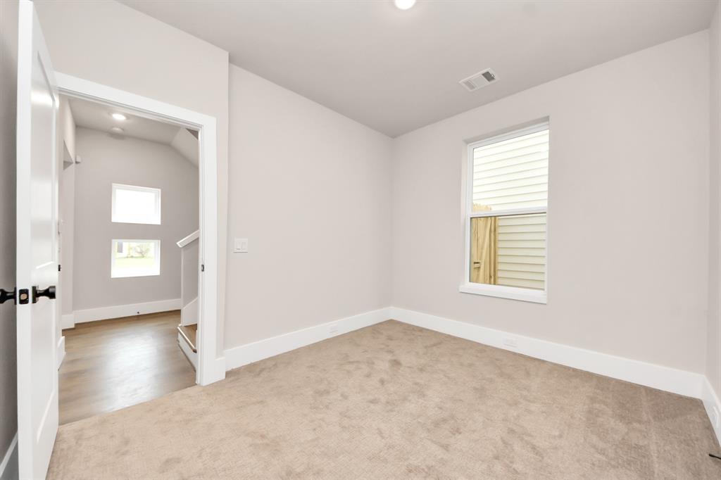 783 Mansfield Street, Houston, Texas image 6
