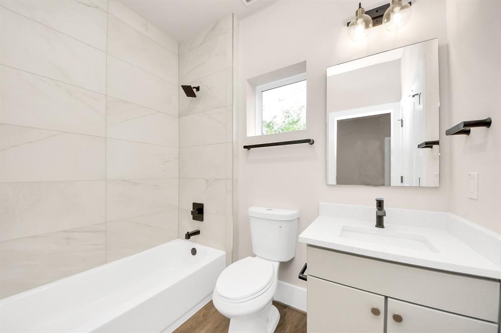 783 Mansfield Street, Houston, Texas image 7