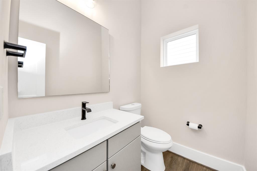 783 Mansfield Street, Houston, Texas image 10