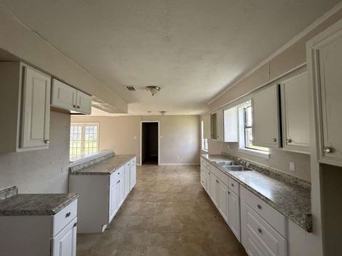 Photo of 2068 Tx-36, Brazoria, TX 77422 (MLS # 95322403)