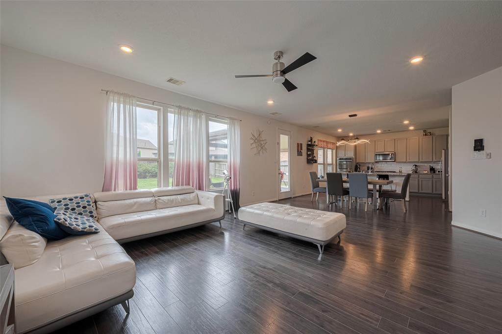 1714 Clifton Hills Lane, Richmond, Texas image 11