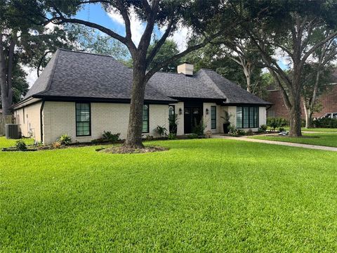 A home in Sealy