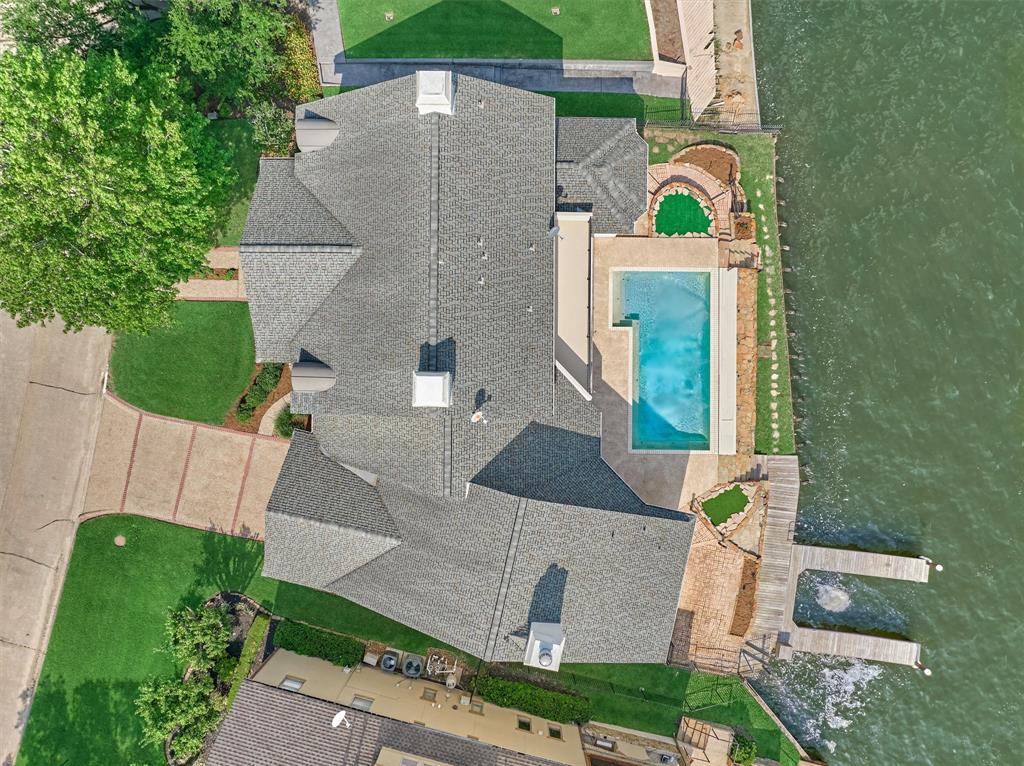 469 Edgewood Drive, Montgomery, Texas image 2