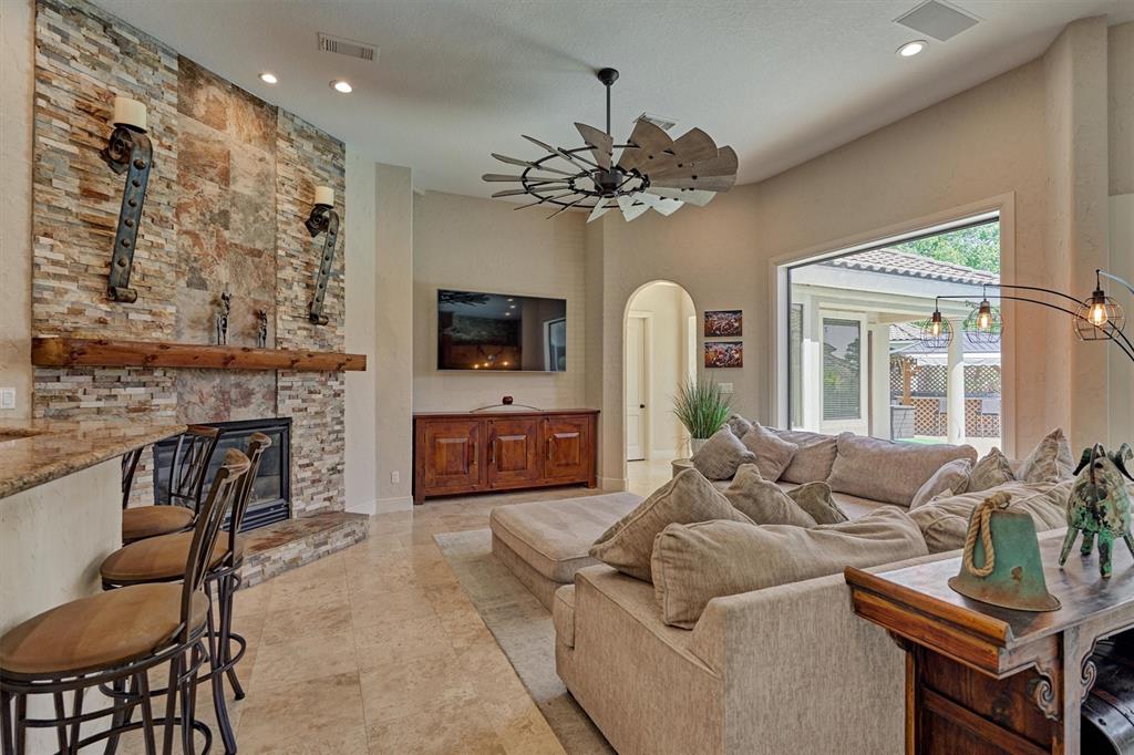 64 West Shore Lane, Montgomery, Texas image 16