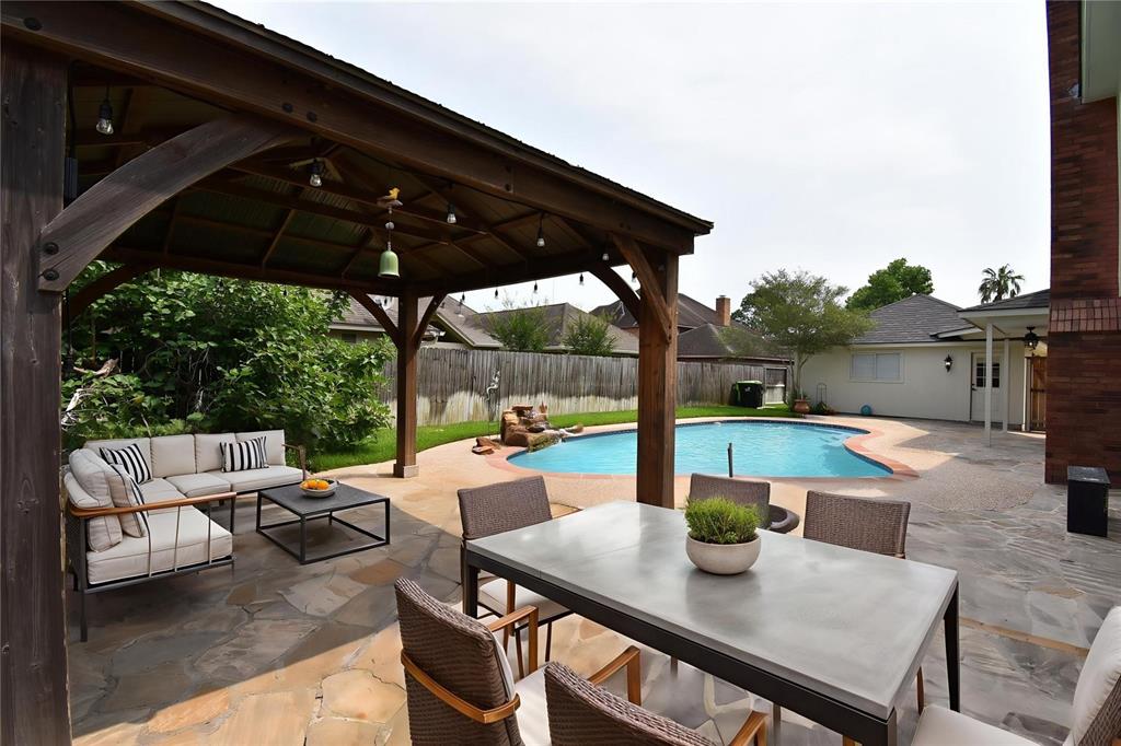3319 Cumberland Drive, Missouri City, Texas image 38