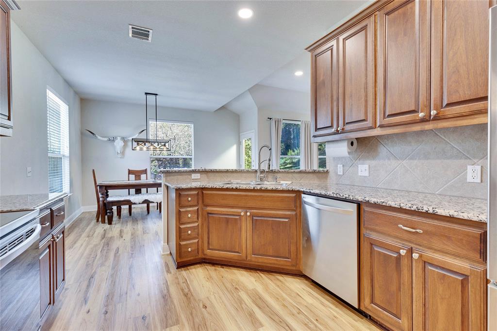 405 Alva Drive, Spicewood, Texas image 10