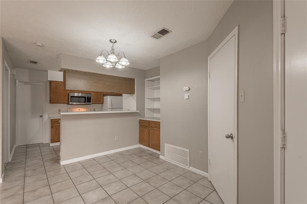 2402 Sycamore Avenue #D3, Huntsville, Texas image 8