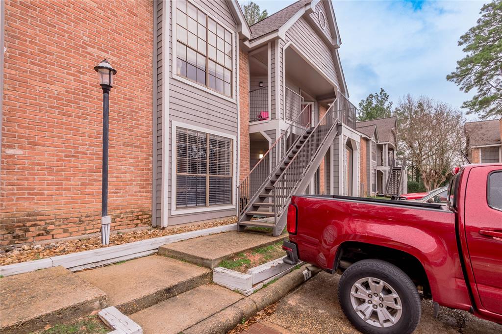 2402 Sycamore Avenue #D3, Huntsville, Texas image 22