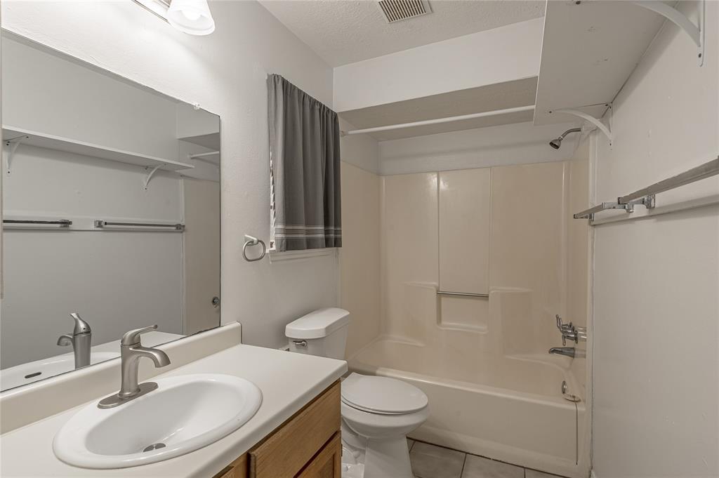 2402 Sycamore Avenue #D3, Huntsville, Texas image 21