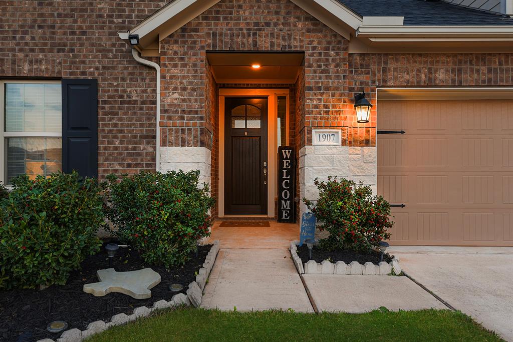 1907 Village Orchard Lane, Brookshire, Texas image 39