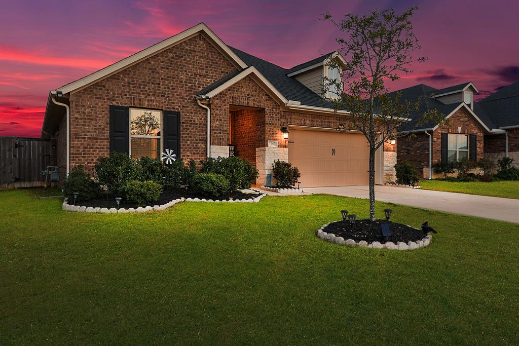 1907 Village Orchard Lane, Brookshire, Texas image 38