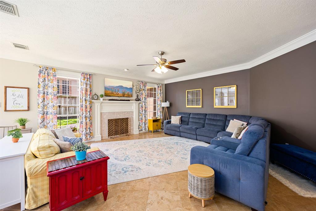 907 Live Oak Lane, Seabrook, Texas image 13