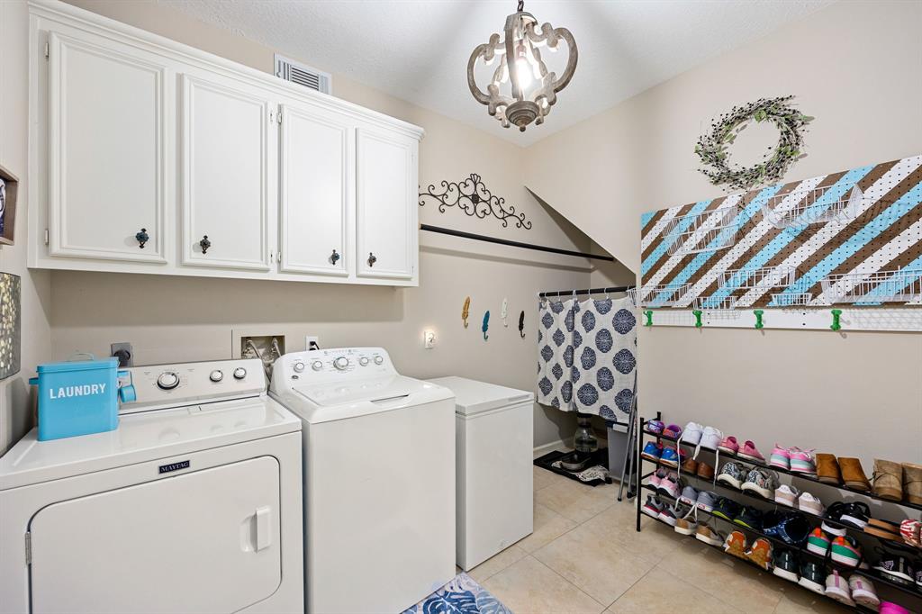 907 Live Oak Lane, Seabrook, Texas image 40